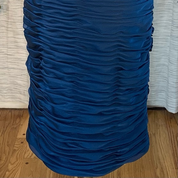 Adrianna Papell solid blue gathered halter styled evening party dress. - Picture 6 of 16